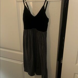 Gilligan & O'Malley Black and Gray Chemise